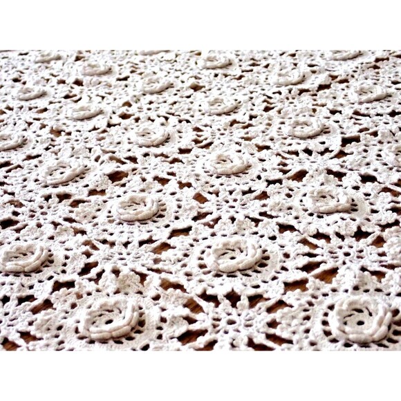 Crochet Lace White Bedspread Coverlet Twin Size Ivory Flower Popcorn 67" x  82" - Picture 12 of 13